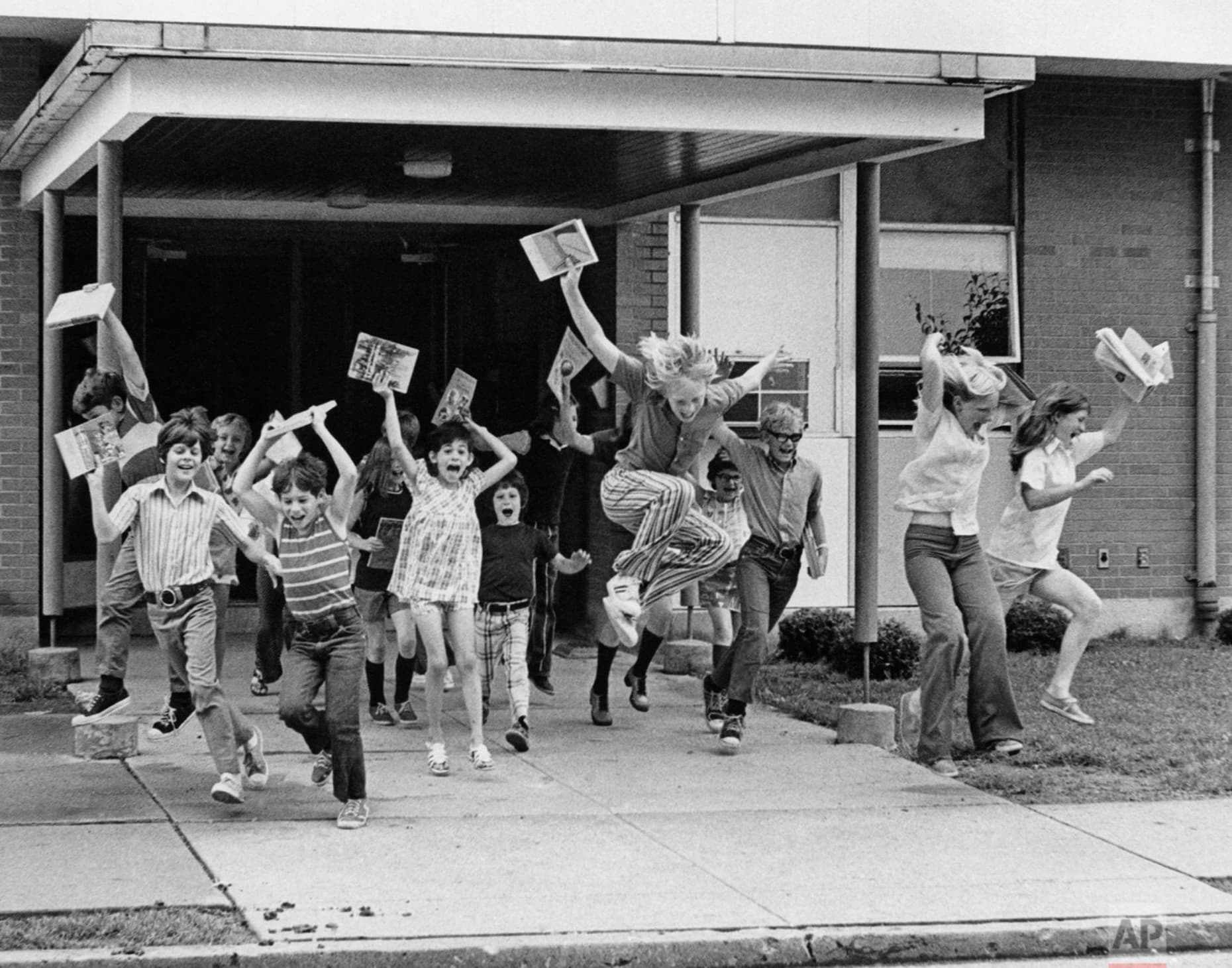 school's out for summer - Ap